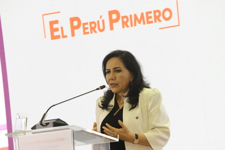 ministra gloria montenegro
